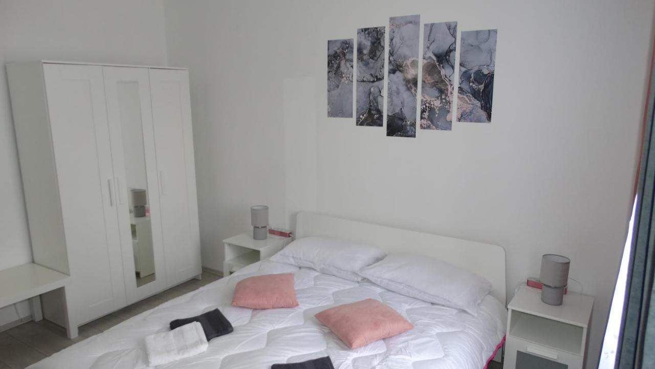Almar Apartment Jusici Buitenkant foto
